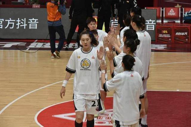 日本一二三区视频