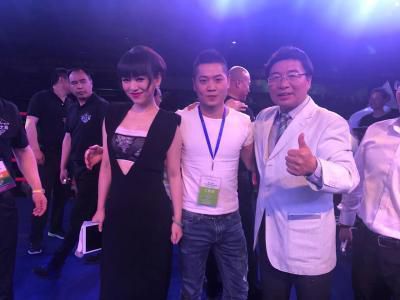 正在播放 精油 久久